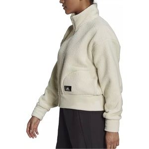 Adidas Holidayz sherpa jacket ❤️❤️❤️